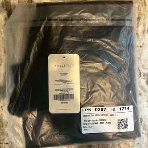NEW Fabletics Leggings